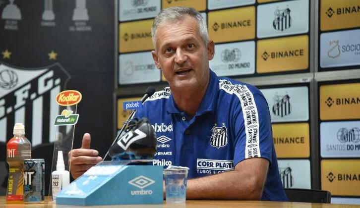 Santos anuncia Lisca como novo técnico, que já projeta o time Lorena Bueri