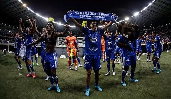 Cruzeiro supera 99% de chance de conquistar o acesso para a série A do Campeonato Brasileiro