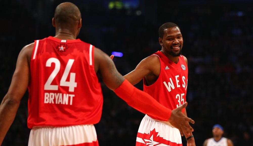 Kevin Durant relembra momento com Kobe Bryant
