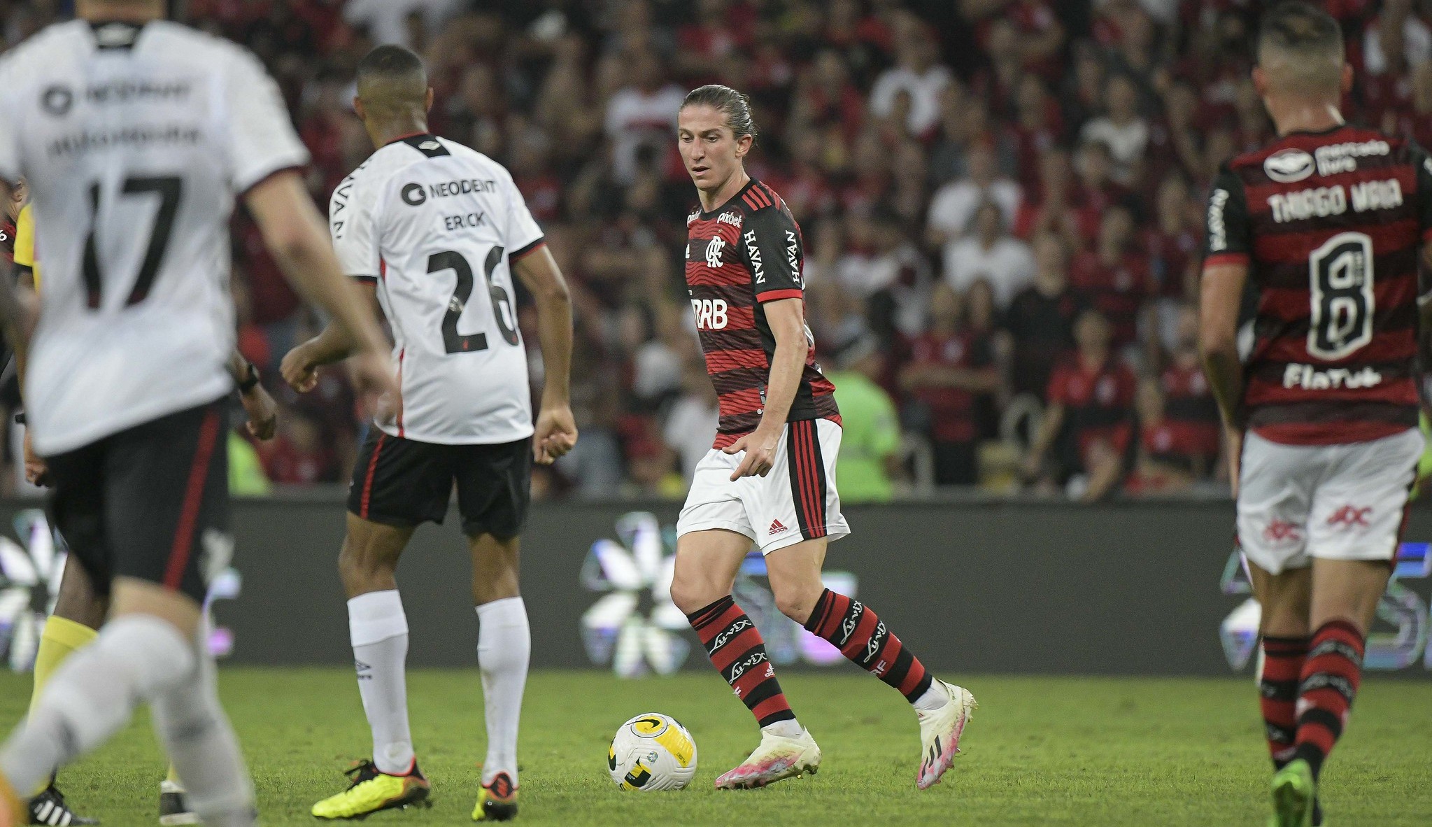 Flamengo e Athletico-PR empatam sem gols na Copa do Brasil