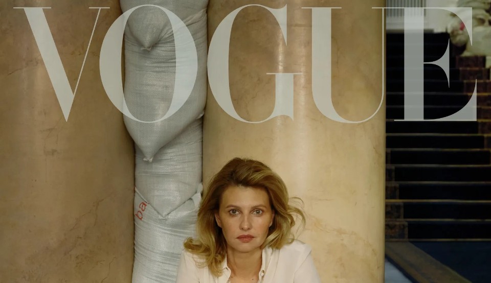Primeira-dama da Ucrânia posa para a Vogue em cenário de guerra