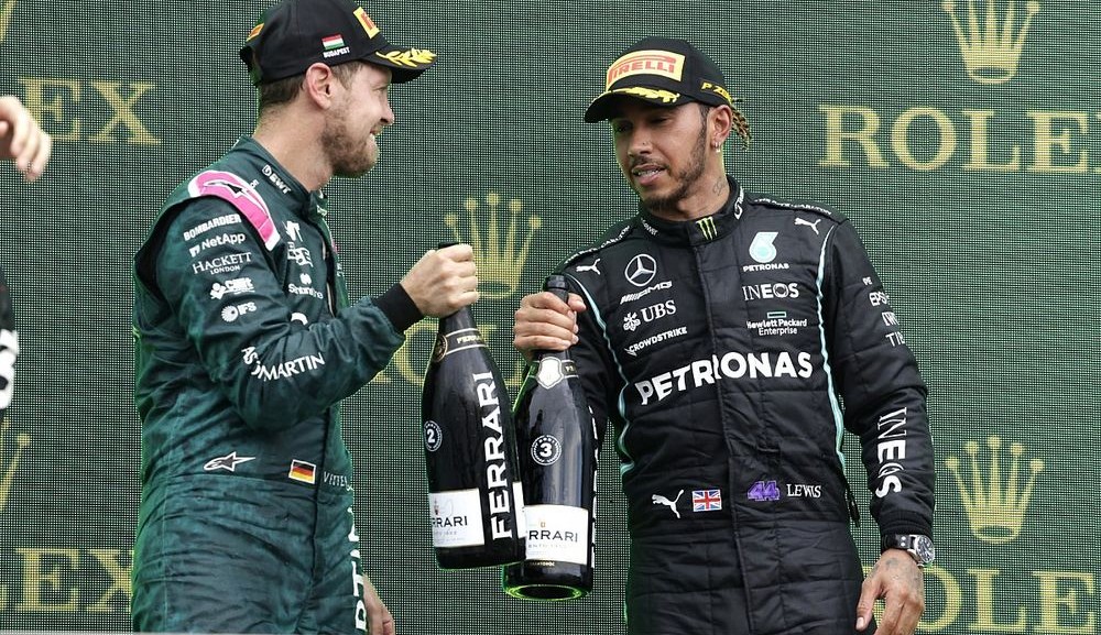 Hamilton presta homenagens à Vettel, depois de piloto anunciar aposentadoria ao final de 2022 Lorena Bueri