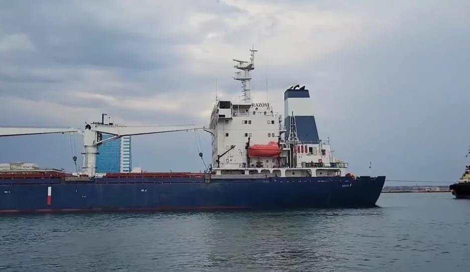 Navio de grãos deixa porto na Ucrânia pela primeira vez após meses de bloqueio russo Lorena Bueri