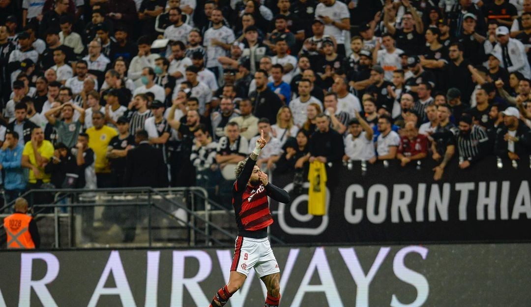 Gabriel Barbosa marca, e se aproxima de Luizão por recorde na Libertadores