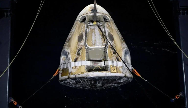 Lixo espacial encontrado na Austrália pertence à SpaceX