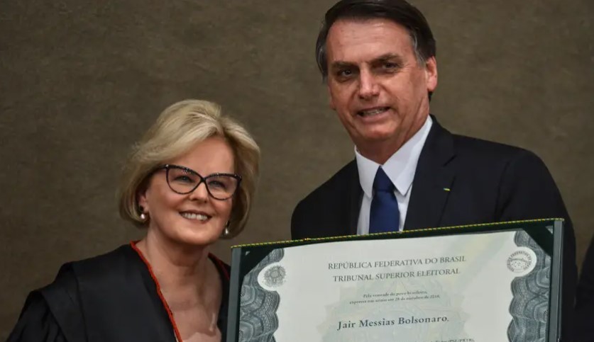 Rosa Weber enviou à PGR pedido de investigação de Bolsonaro por critícas as urnas Lorena Bueri