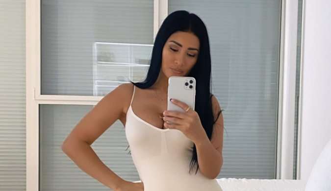 Após boatos sobre suposto caso com Kaká Diniz, Simaria publica selfie e desabafa Lorena Bueri