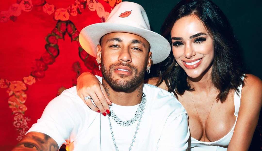 Bruna Biancardi nega que término de namoro com Neymar foi por conta de traição  Lorena Bueri