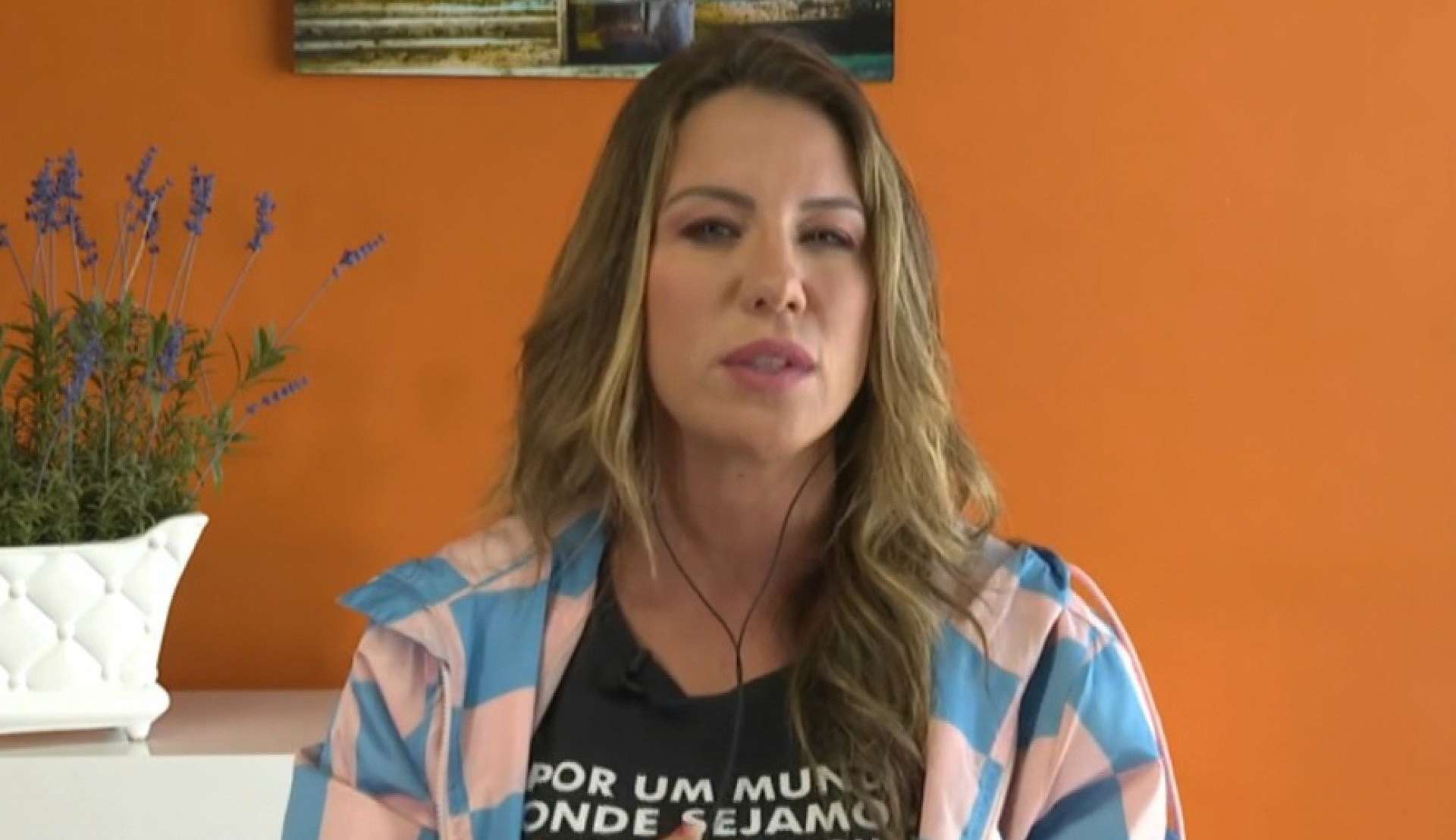 Bárbara Coelho conta que sofreu o 'golpe do cheiro' ao usar carro por aplicativo Lorena Bueri