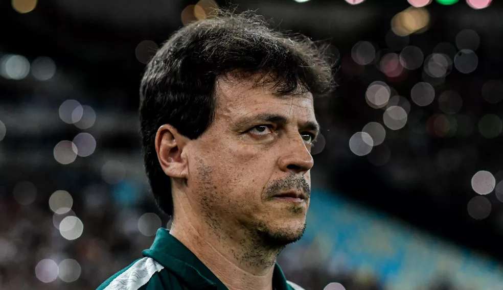 Fernando Diniz lamenta empate com o Corinthians