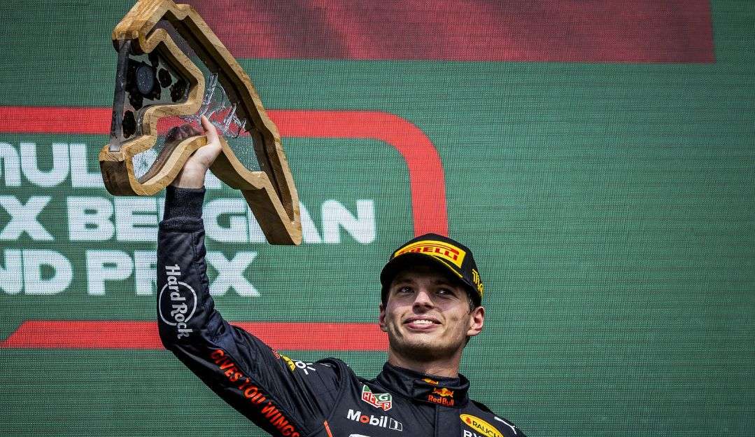 Max Verstappen vence GP de Fórmula 1 na Bélgica e segue líder  Lorena Bueri