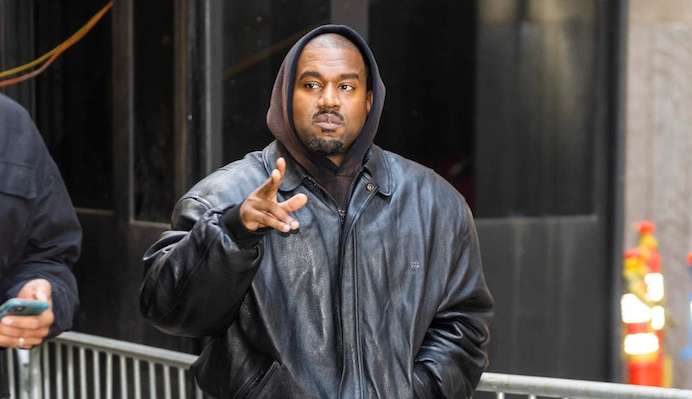 Yeezy, marca de Kanye West, apresenta seu novo logotipo  