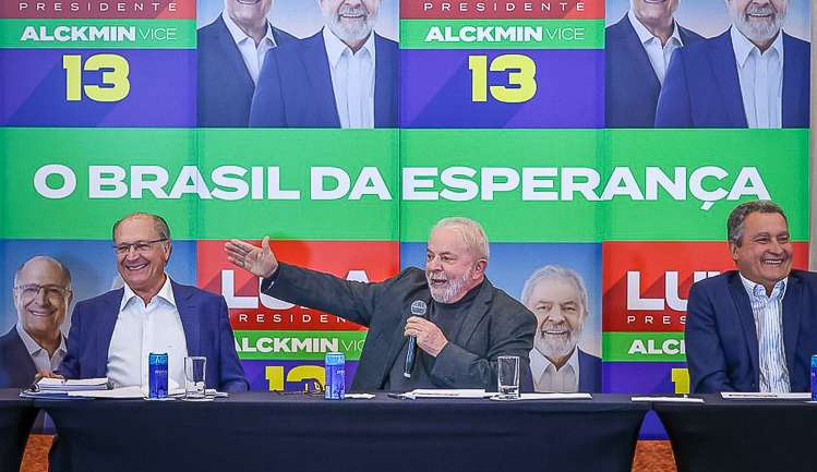 Lula pretende criar um Ministério Público