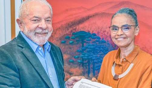 Lula e Marina Silva se reúnem e pretendem anunciar apoio nesta segunda-feira Lorena Bueri