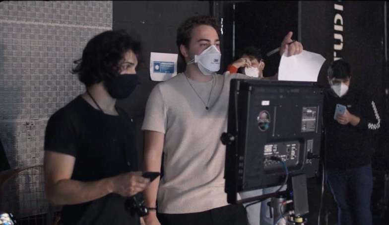 Cineasta Diego Fraga revela tecnologias usadas nos videoclipes de astros da música Lorena Bueri