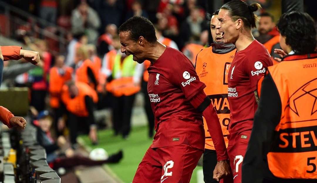 Liverpool conquista a primeira vitória na fase de grupos da Champions League    