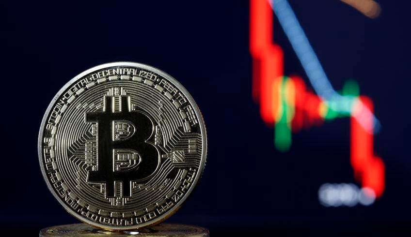 Bitcoin sofre pior queda desde junho após relatório de inflação dos Estados Unidos