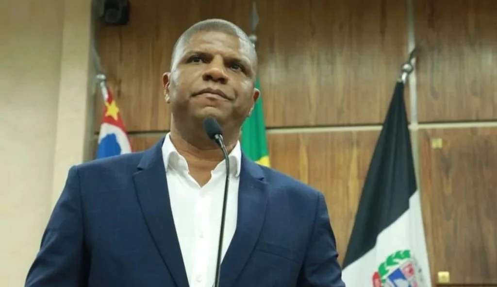 Vereador e ex-jogador de Flamengo e Santos é acusado de estupro no litoral de SP 