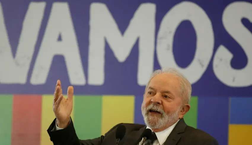 Nova pesquisa do Datafolha mostra ex-presidente Lula na liderança Lorena Bueri