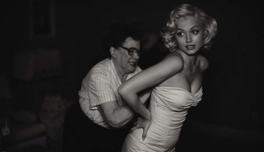 'Blonde': cena de abuso sexual em novo filme sobre Marilyn Monroe causa polêmica