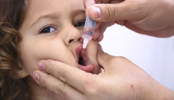 Ministério da Saúde afirma que o desafio de hoje é impedir a poliomielite no Brasil Lorena Bueri