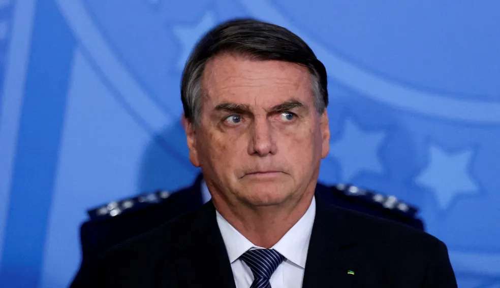 TSE recusa direito de resposta a Bolsonaro devido a compra de imóveis