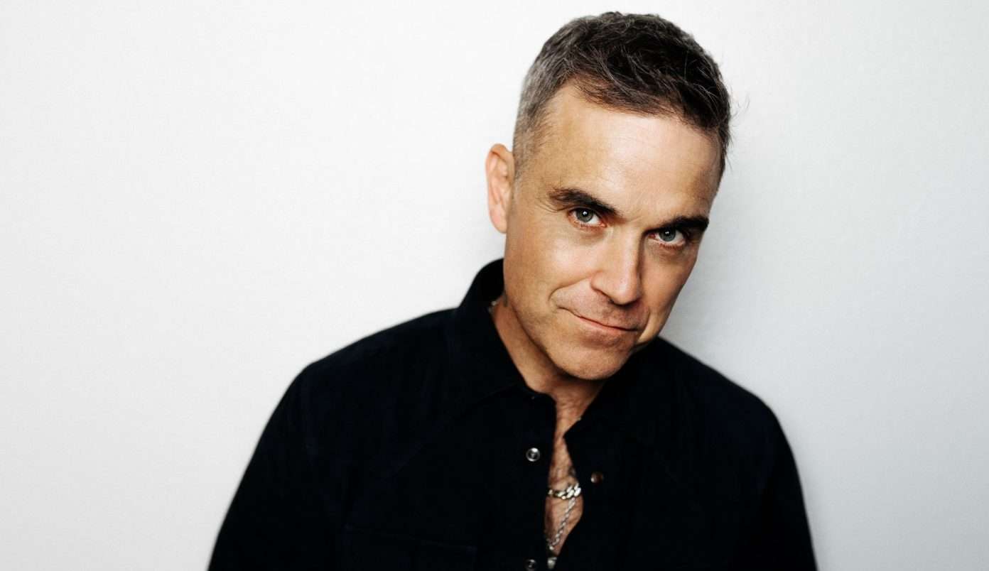 Robbie Williams anuncia documentário “cheio de sexo, drogas e doenças mentais' Lorena Bueri