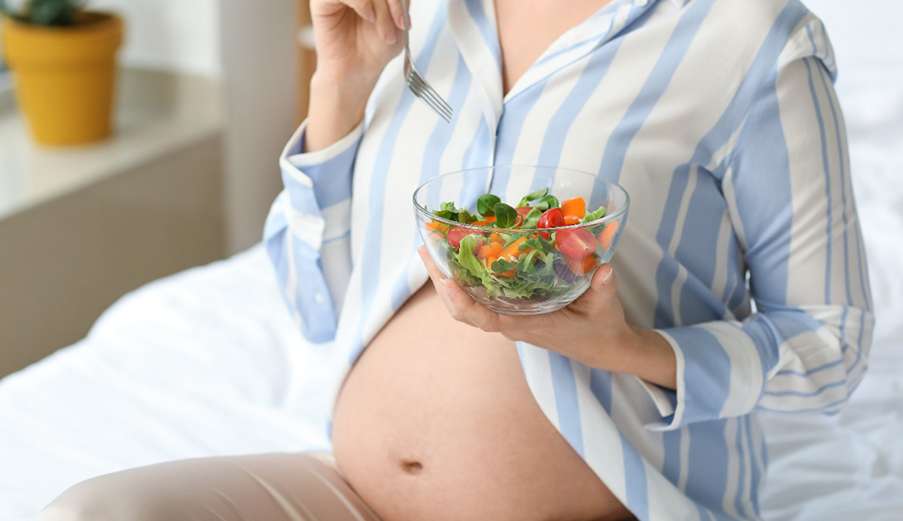 Ainda no útero nota-se a reação dos bebês com os alimentos ingeridos