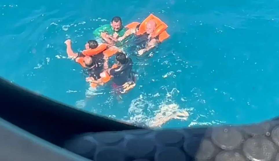 No Maranhão, embarcação naufraga e nove tripulantes são resgatados em alto mar