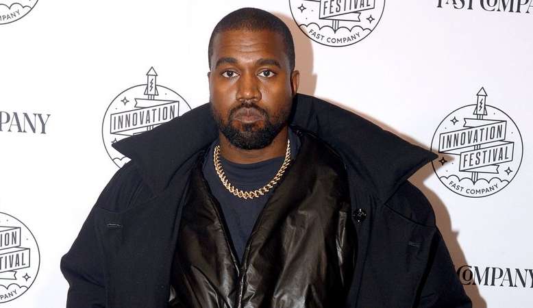 Kanye West exibe filme pornô durante reunião de negócios