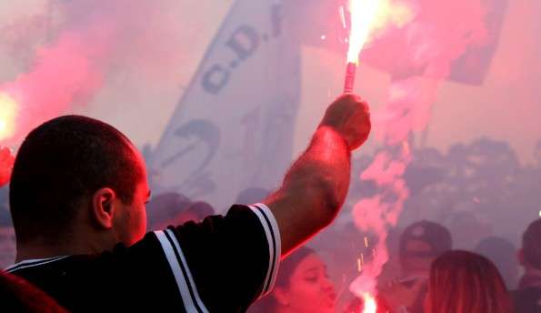 Torcida do Corinthians faz festa em ida do time para final da Copa do Brasil