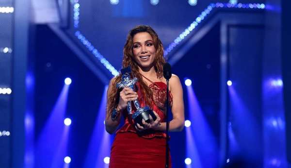 Anitta é destaque no Prêmio Multishow 2022; confira a lista dos vencedores da premiação Lorena Bueri