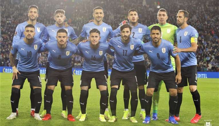 Seleção uruguaia divulga pré lista para Copa do Mundo com rostos muito conhecidos no Brasil