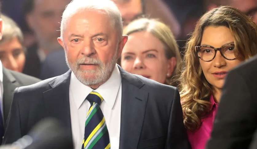 Alexandre de Moraes condena campanha de Bolsonaro que alegava que Lula tinha ligação com tráfico Lorena Bueri