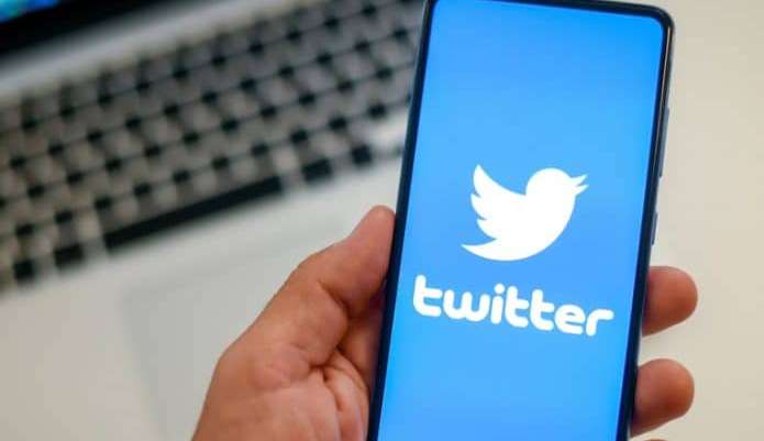 Pesquisa interna do Twitter revela que rede está perdendo seus usuários mais ativos Lorena Bueri