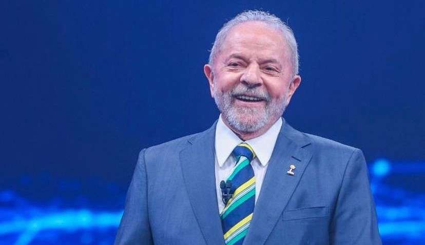 Lula bate recorde de Casimiro e tem a publicação mais curtida do Twitter no Brasil