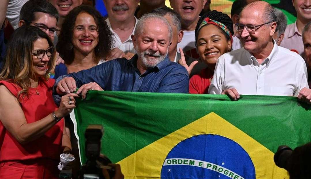 Ex-embaixador dos EUA diz que Lula será ponte entre a velha e a nova esquerda na América Latina Lorena Bueri