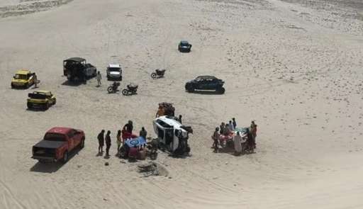 Duas pessoas morrem em acidente em dunas no Ceará Lorena Bueri