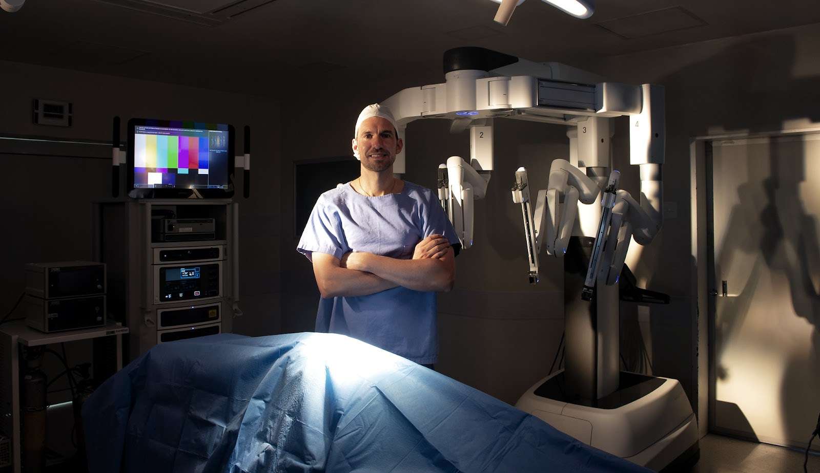 Número de cirurgias robóticas devem dobrar até 2025, aponta levantamento