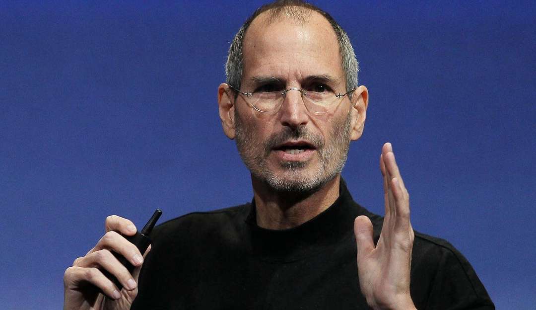 Sandálias de Steve Jobs são leiloadas por mais de R$ 1 milhão
