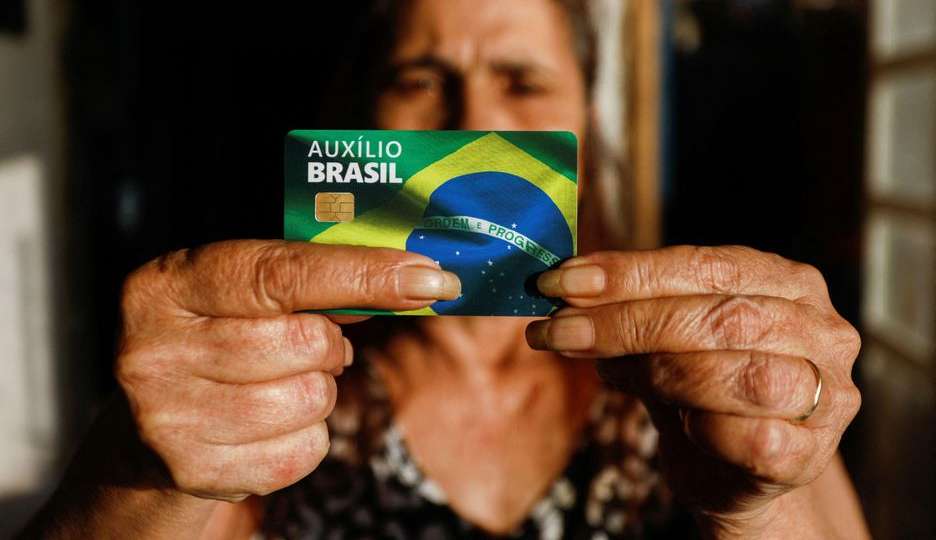 Confira o calendário do Auxílio Brasil de novembro que começa a ser pago hoje
