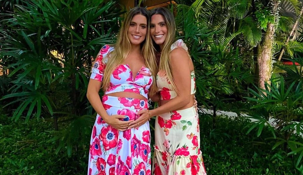 Bia Feres fala sobre compartilhar sintomas de gravidez com a irmã gêmea, Branca Feres