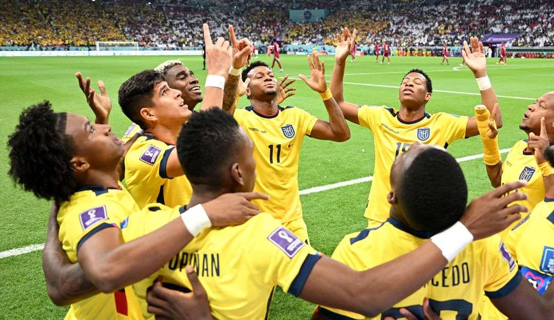 Equador vence Catar no jogo de abertura da Copa do Mundo: 2 a 0 