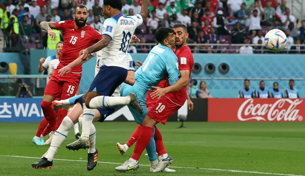 Entenda o que é Concussão Cerebral, suposta lesão do goleiro iraniano na Copa do Mundo