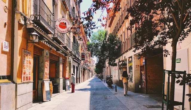 Saiba qual é o melhor bairro de Madrid Lorena Bueri