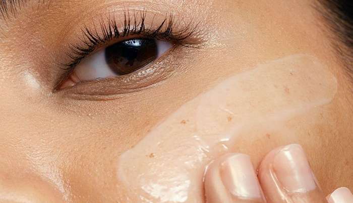 Produtos naturais de skincare também podem causar alergia