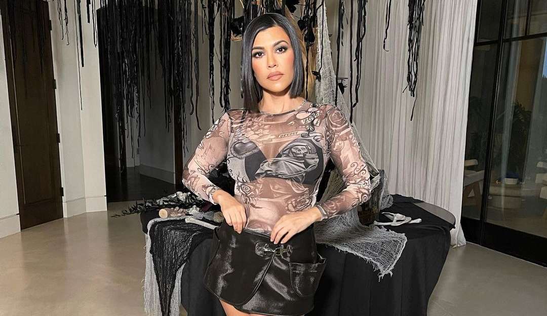 Kourtney Kardashian diz que gostaria de amamentar filho recém-nascido de Khloé Lorena Bueri
