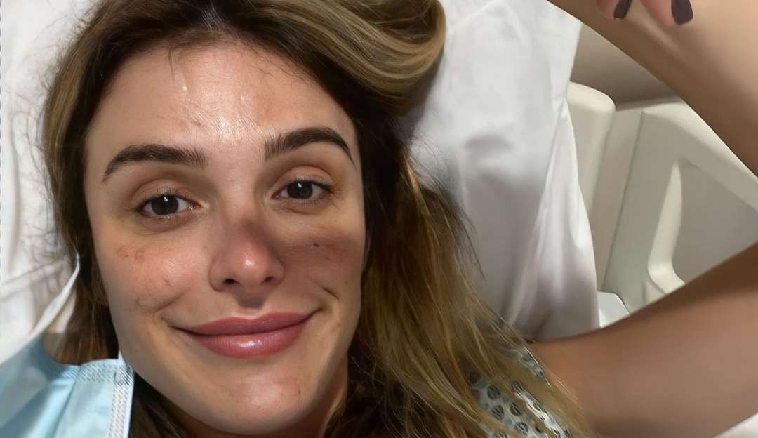 Rafa Brites assiste estreia do Brasil na Copa do mundo em hospital após cirurgia Lorena Bueri
