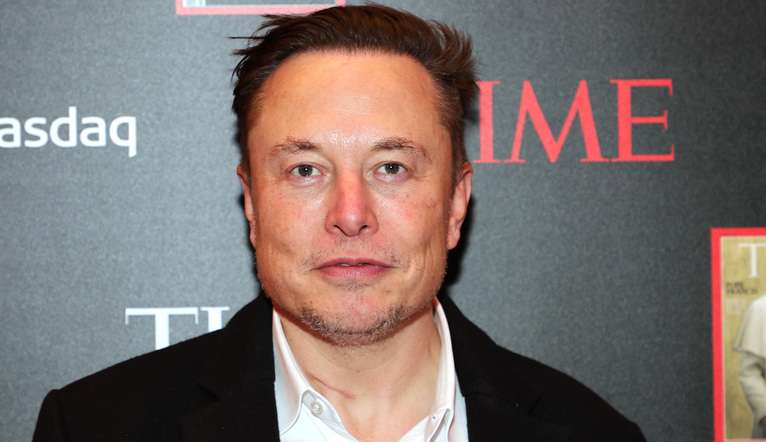 Elon Musk faz demissão em massa após comprar o Twitter