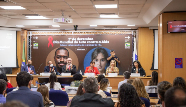 Ministério da Saúde lança campanha de conscientização para jovens no dia Mundial de combate a Aids